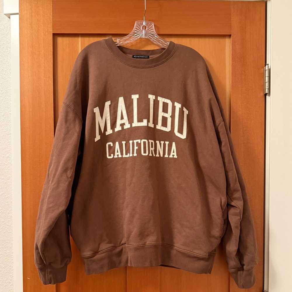 Brandy Melville Brown Crewneck Sweatshirt Oversized Malibu California